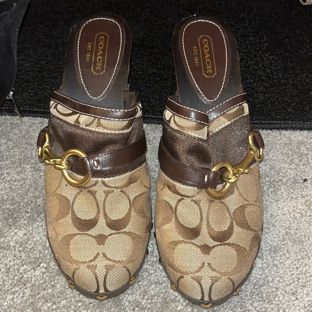 Coach clogs size 9 1/2 great condition